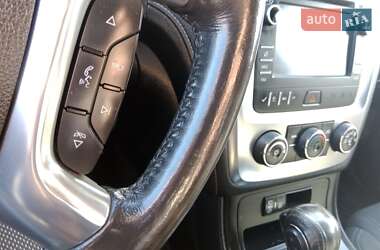 Внедорожник / Кроссовер GMC Acadia 2013 в 