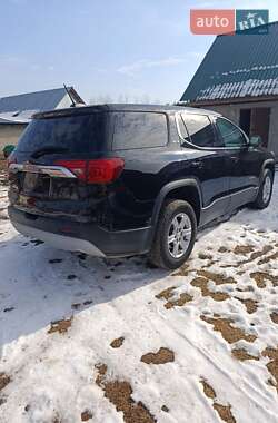 Внедорожник / Кроссовер GMC Acadia 2017 в 