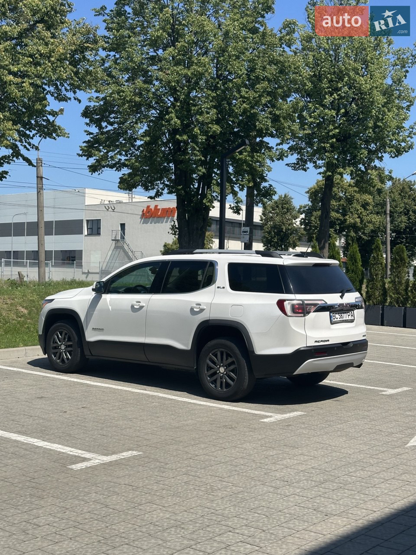 GMC Acadia 2018 VIN 1GKKNSLA4JZ244813 фото оголошення 5 з 14