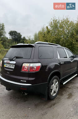 Внедорожник / Кроссовер GMC Acadia 2008 в Киеве