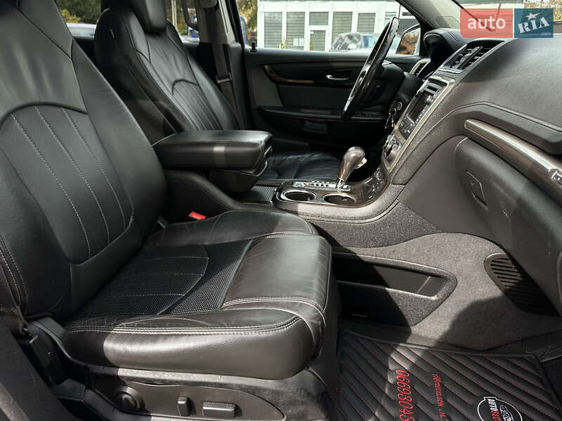 Внедорожник / Кроссовер GMC Acadia 2014 в Харькове