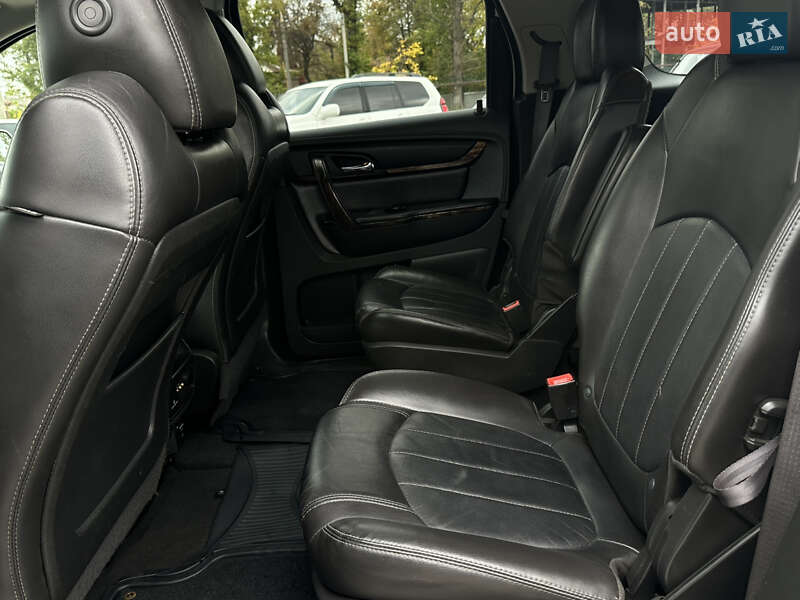 Внедорожник / Кроссовер GMC Acadia 2014 в Харькове