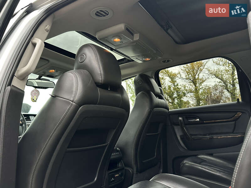 Внедорожник / Кроссовер GMC Acadia 2014 в Харькове