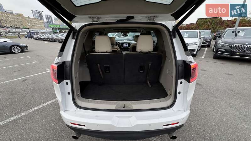 Внедорожник / Кроссовер GMC Acadia 2016 в Киеве фото 33 Внедорожник / Кроссовер GMC Acadia 2016 в Киеве