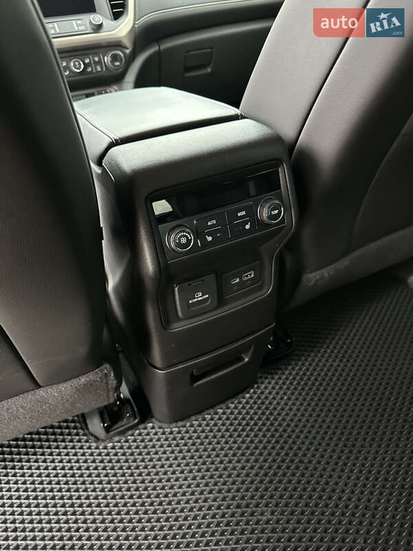 Позашляховик / Кросовер GMC Acadia 2020 в Львові