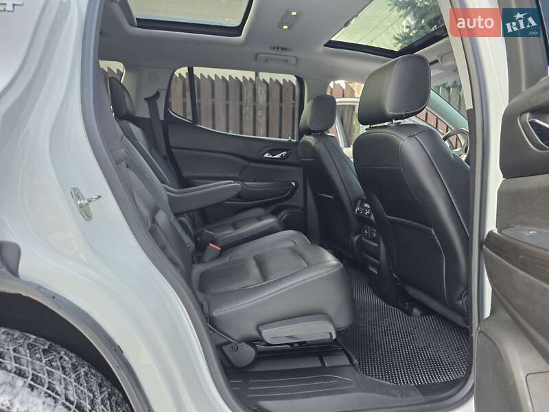 Внедорожник / Кроссовер GMC Acadia 2016 в Киеве фото 25 Внедорожник / Кроссовер GMC Acadia 2016 в Киеве