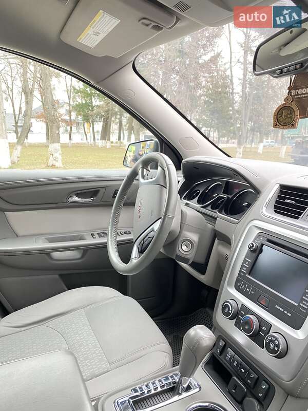 Внедорожник / Кроссовер GMC Acadia 2015 в Ивано-Франковске фото 2 Внедорожник / Кроссовер GMC Acadia 2015 в Ивано-Франковске