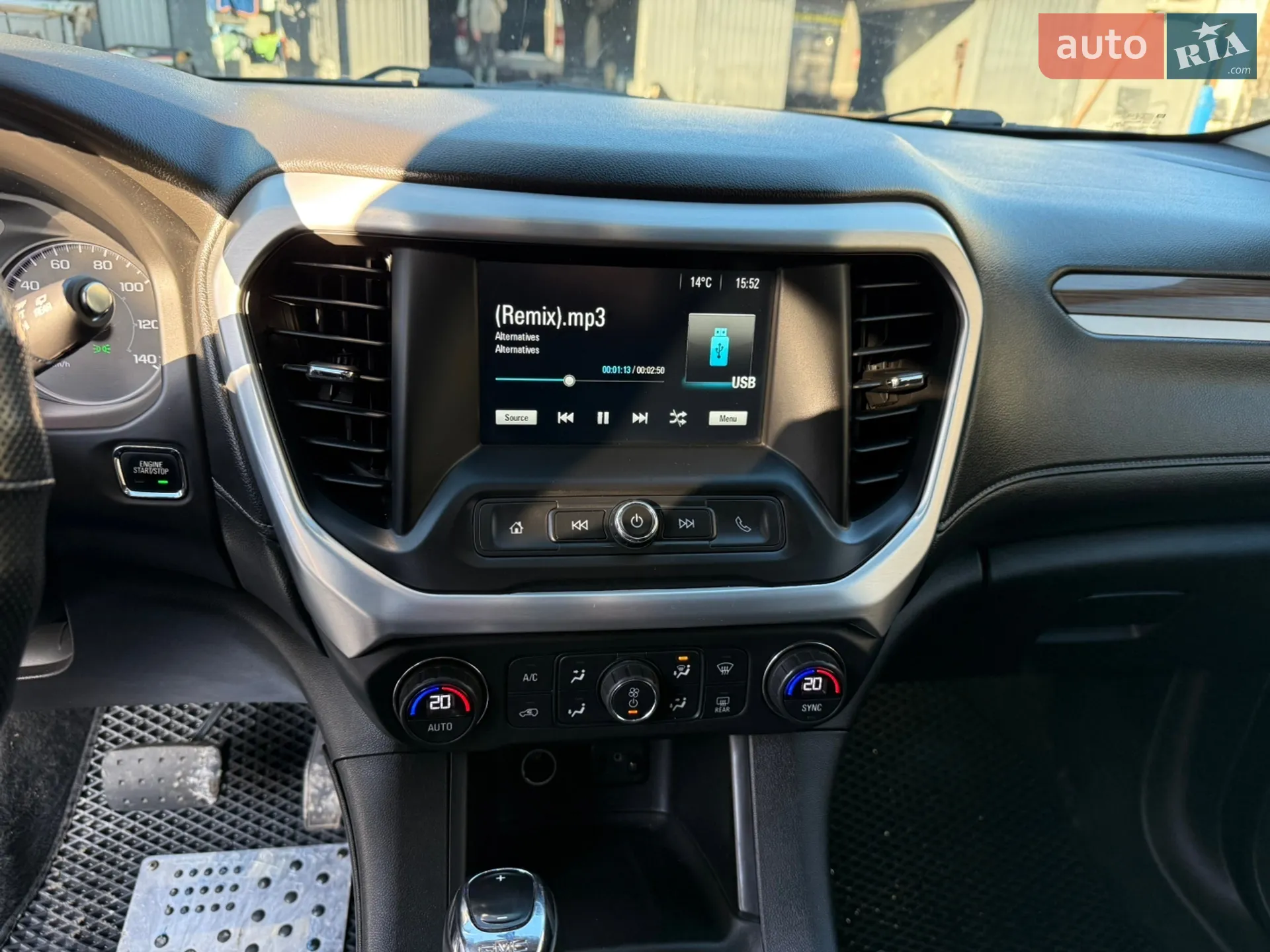 2017 GMC Acadia - мініатюра 18