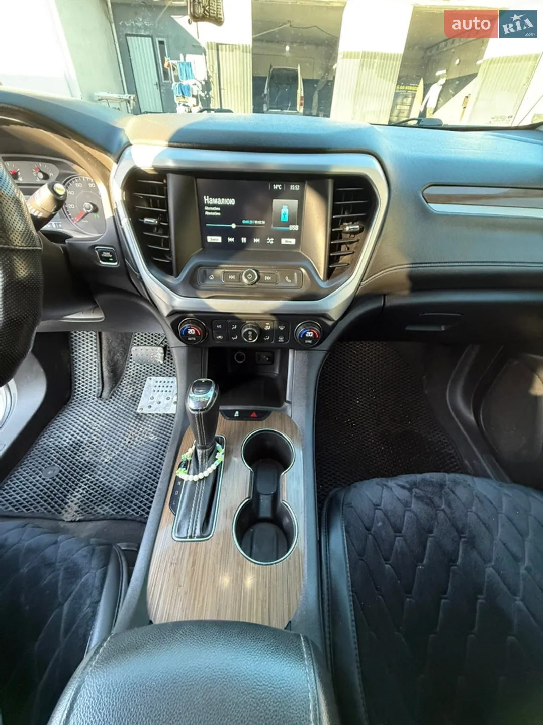 2017 GMC Acadia - мініатюра 19