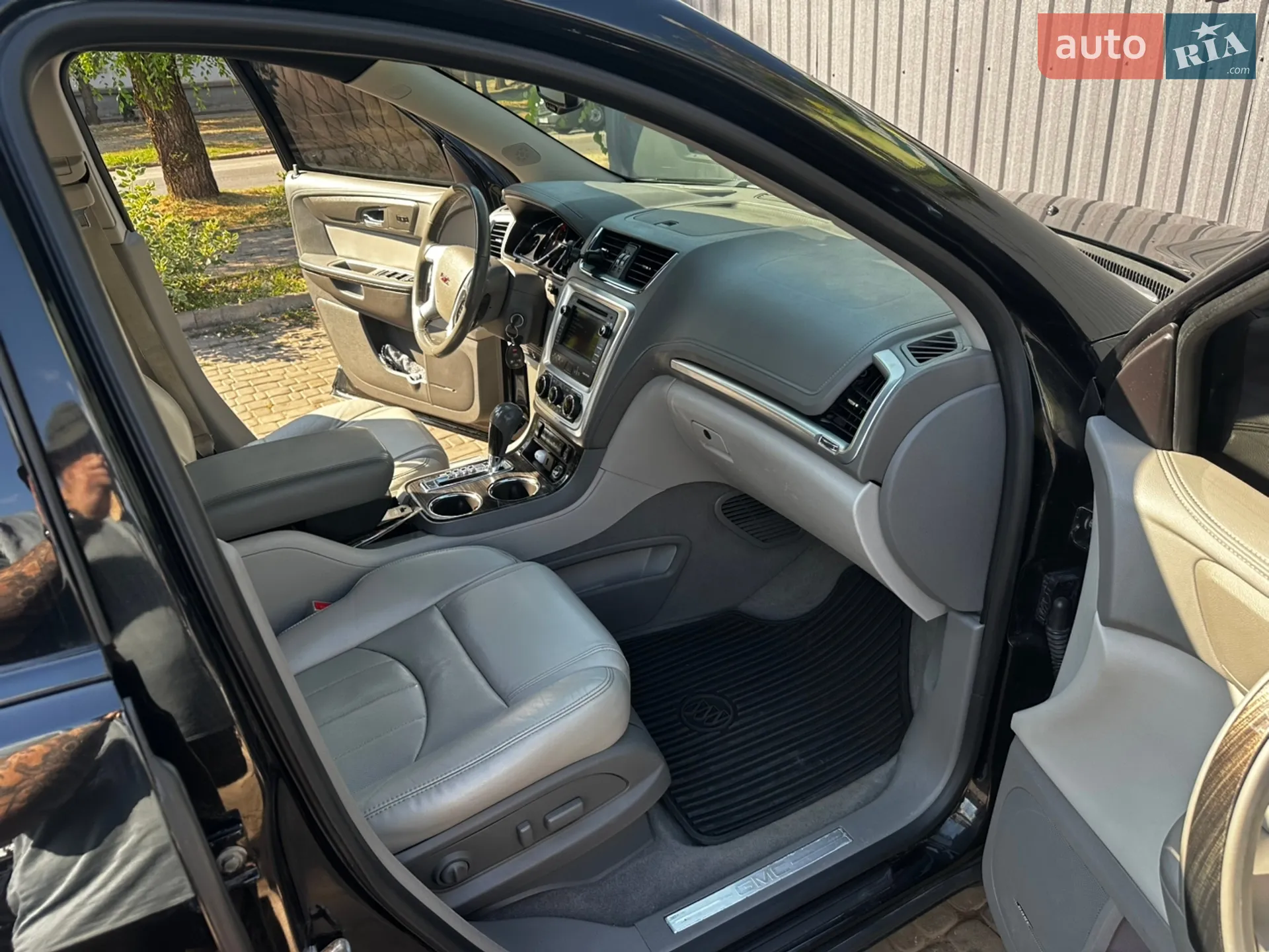 2017 GMC Acadia - мініатюра 18
