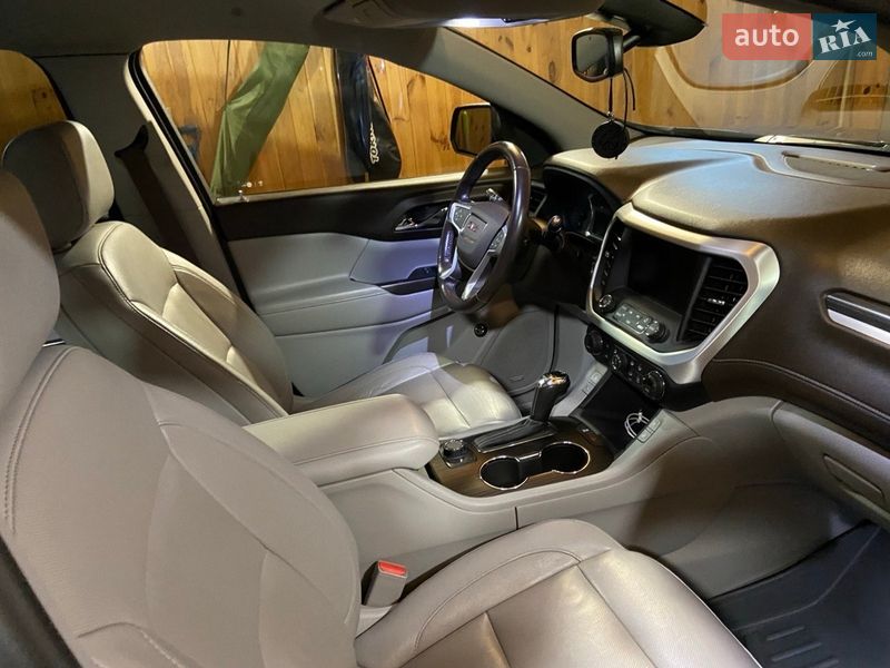 Внедорожник / Кроссовер GMC Acadia 2018 в Киеве фото 13 Внедорожник / Кроссовер GMC Acadia 2018 в Киеве