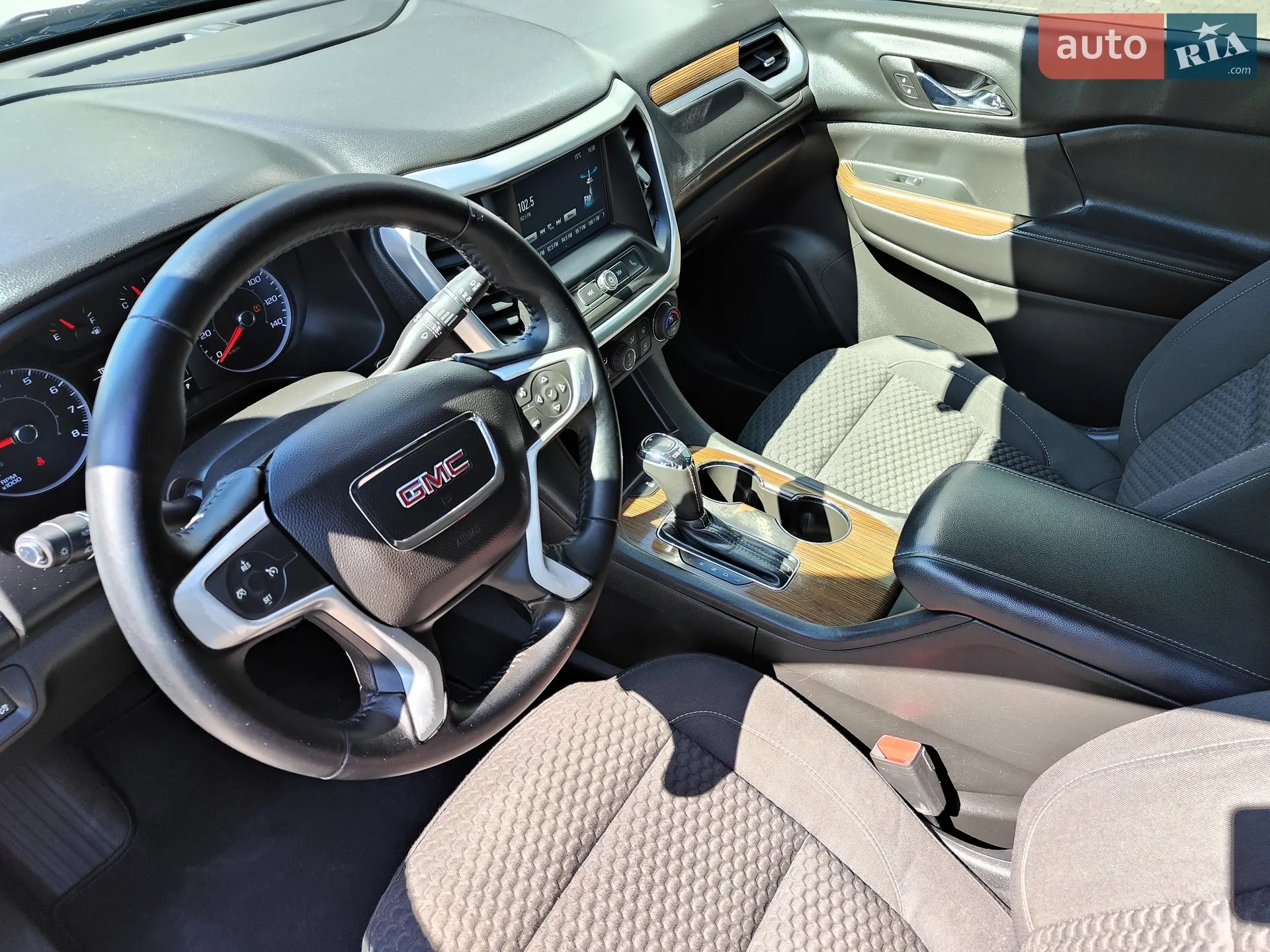 2017 GMC Acadia - мініатюра 38