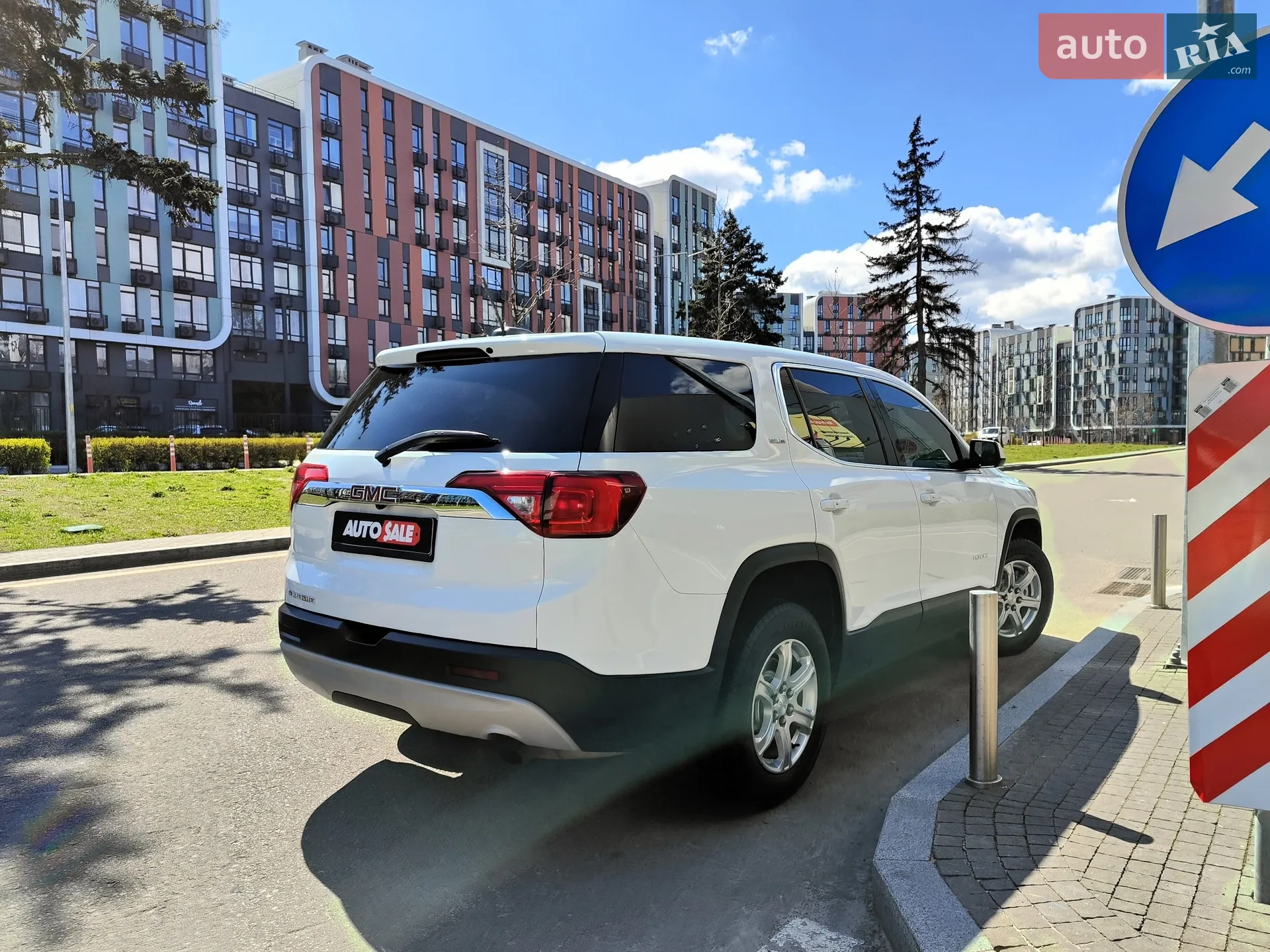 2017 GMC Acadia - мініатюра 26
