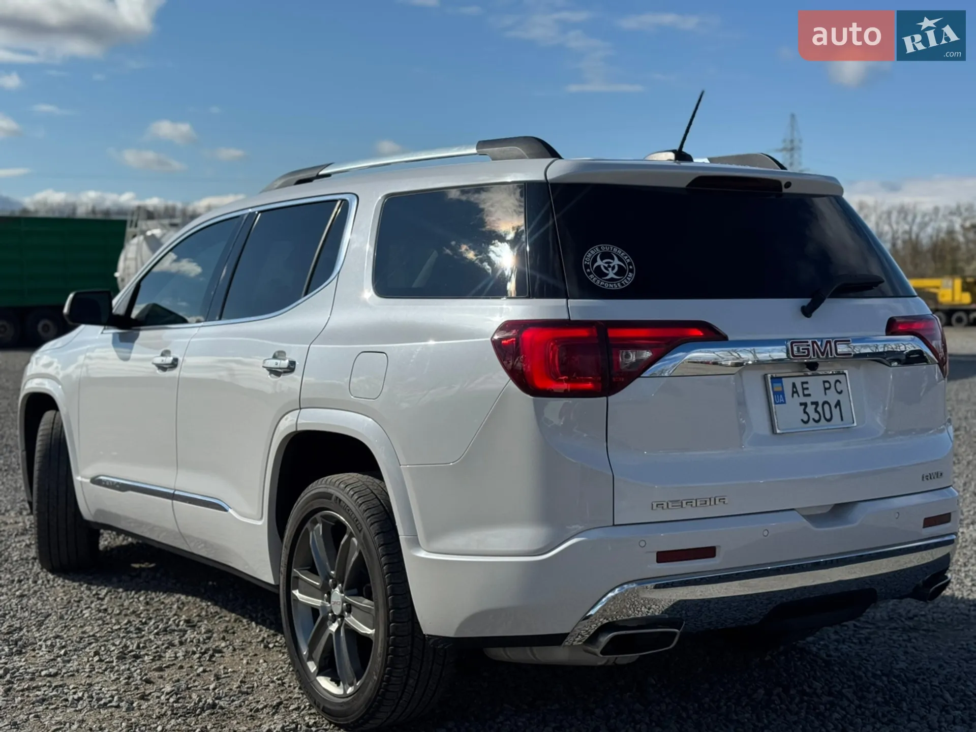 2017 GMC Acadia - мініатюра 8