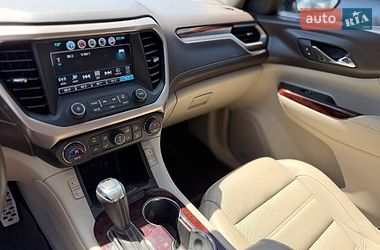 Внедорожник / Кроссовер GMC Acadia 2016 в Кривом Роге
