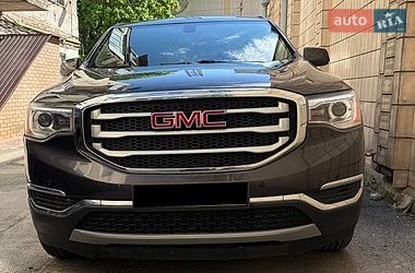 Внедорожник / Кроссовер GMC Acadia 2018 в Киеве