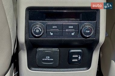 Позашляховик / Кросовер GMC Acadia 2017 в Києві