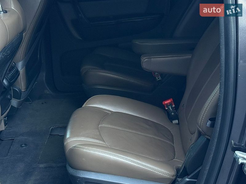 Внедорожник / Кроссовер GMC Acadia 2014 в Николаеве