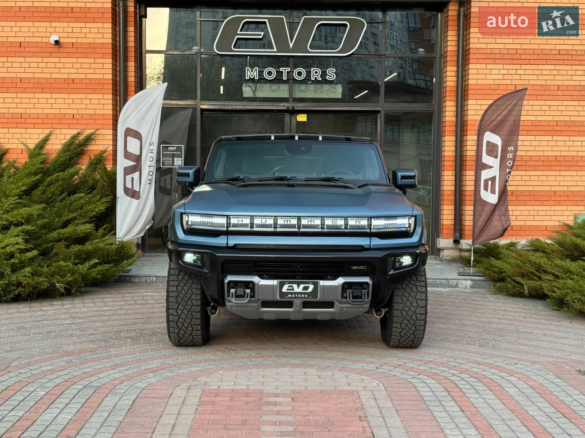 2024 GMC Hummer EV - мініатюра 23