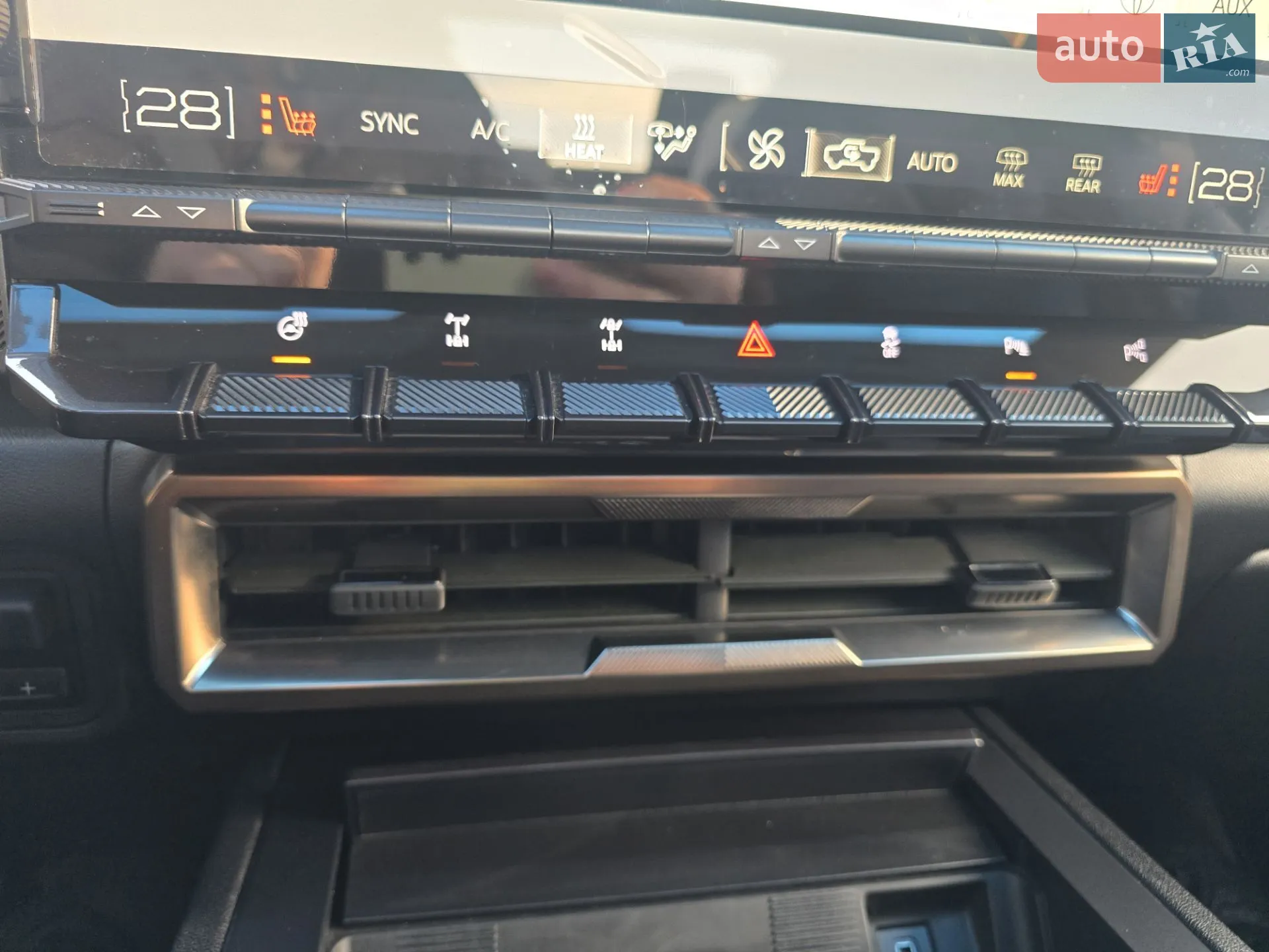 2023 GMC Hummer EV - мініатюра 40