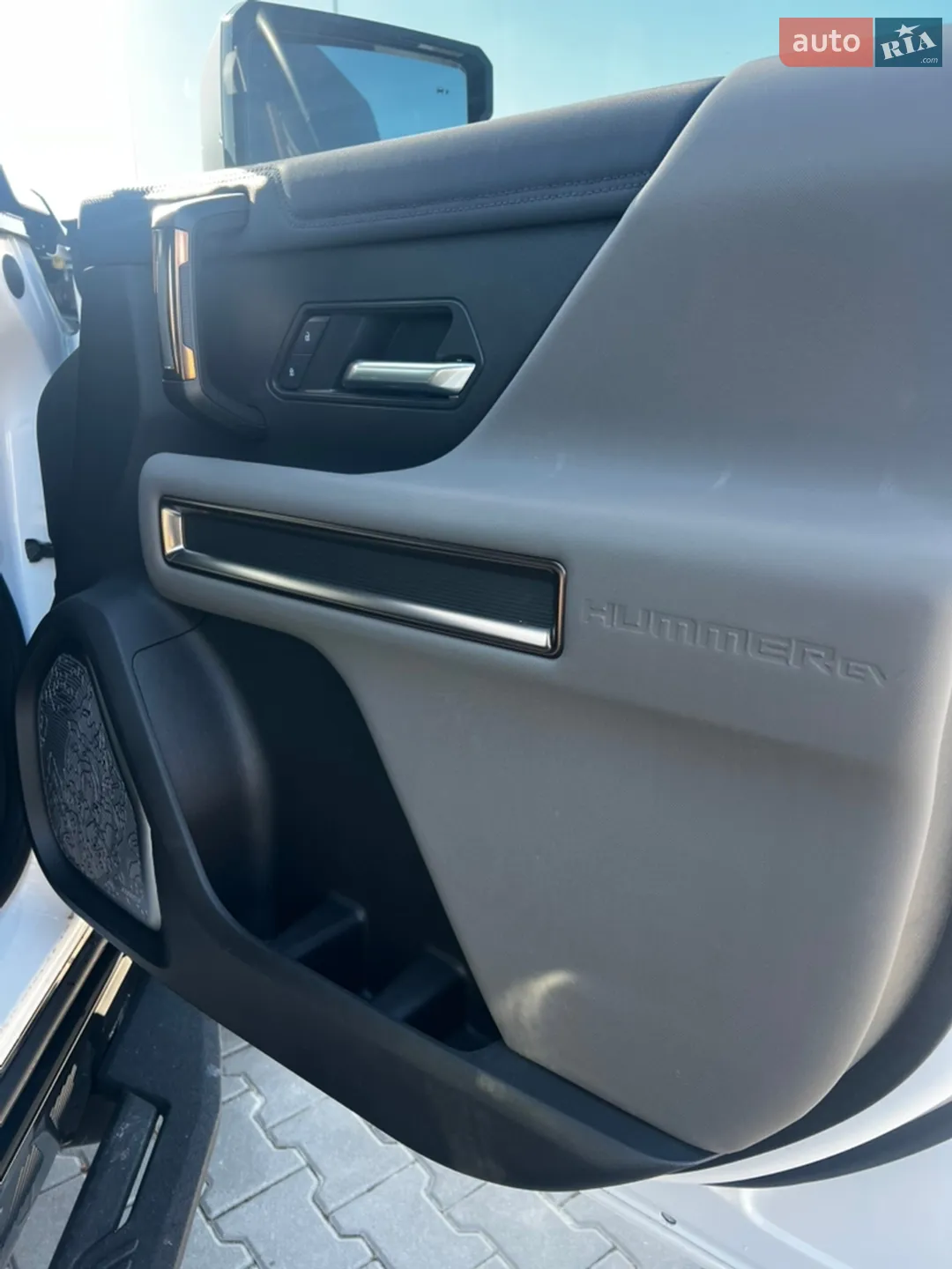 2024 GMC Hummer EV - мініатюра 13