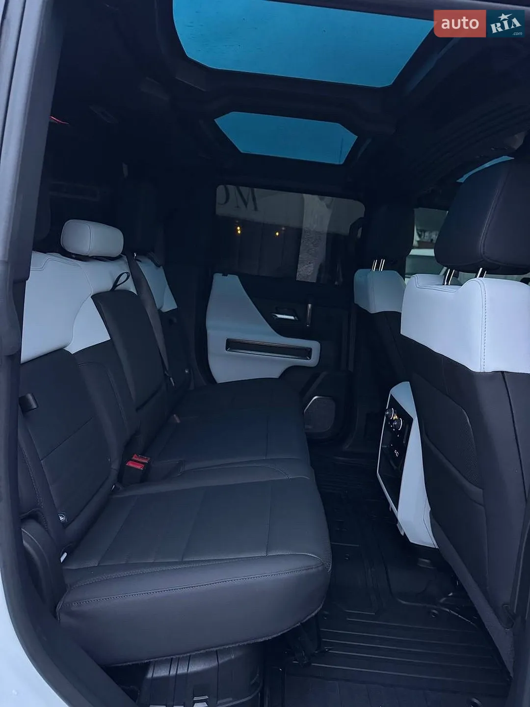 2024 GMC Hummer EV - мініатюра 46