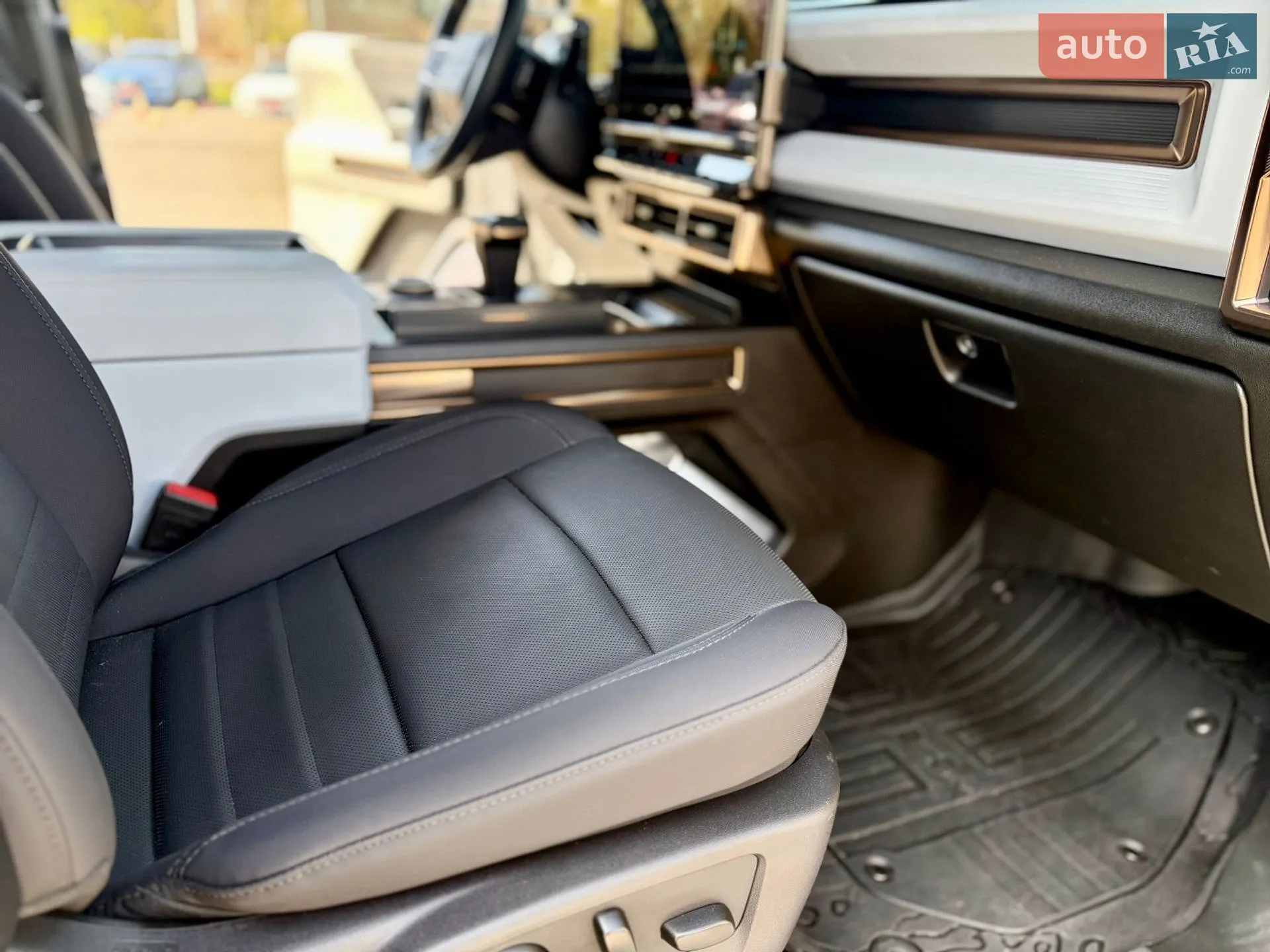 2024 GMC Hummer EV - мініатюра 42