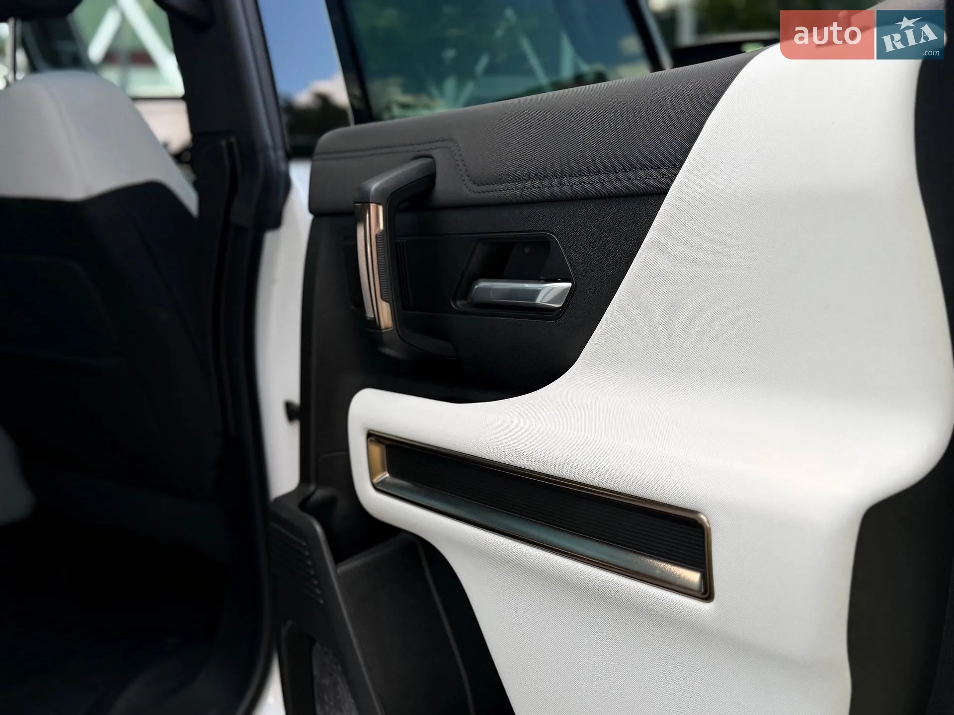 2023 GMC Hummer EV - мініатюра 46
