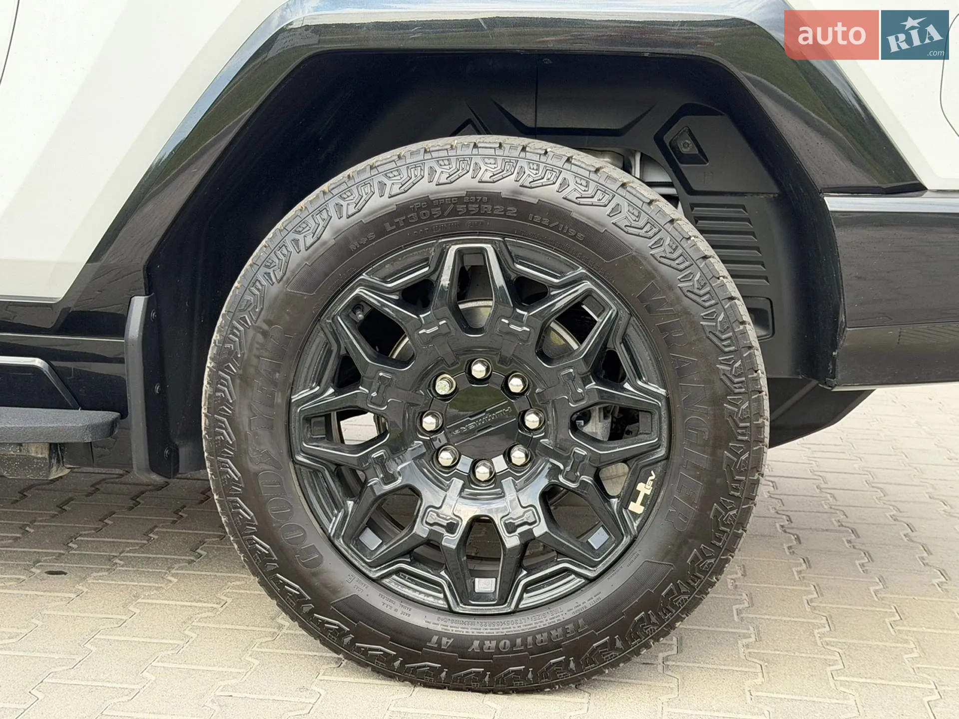 2024 GMC Hummer EV - мініатюра 13