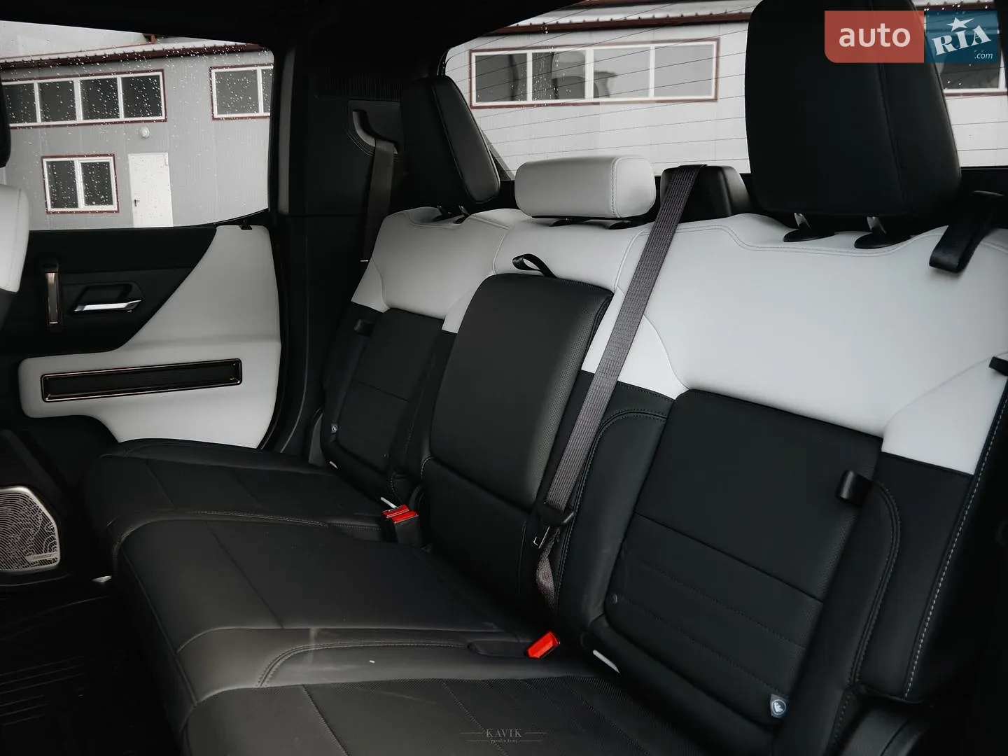 2024 GMC Hummer EV - мініатюра 26