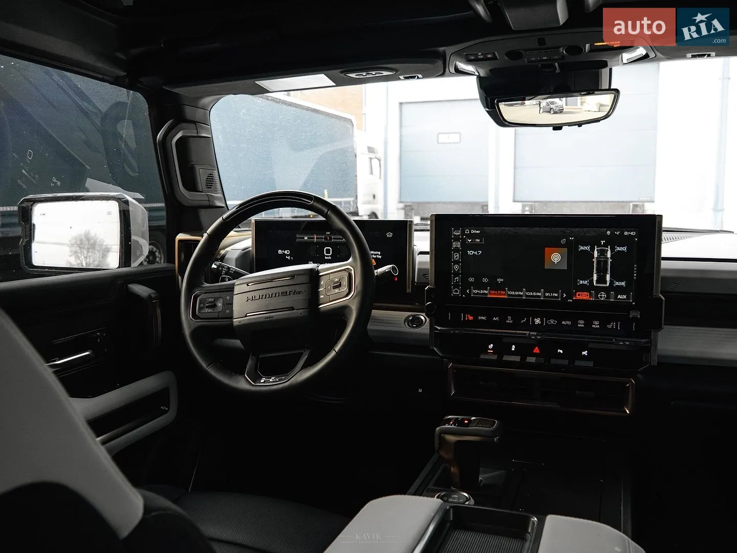 2024 GMC Hummer EV - мініатюра 28