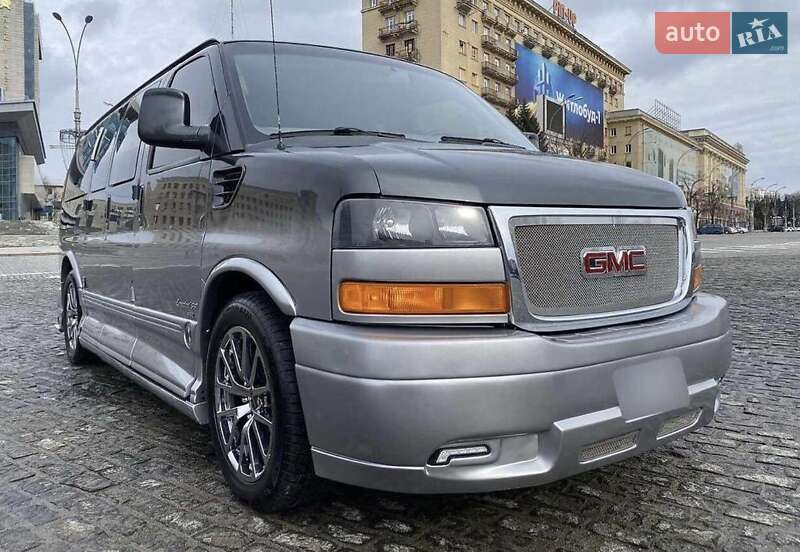 Мінівен GMC Savana 2014 в Харкові фото Мінівен GMC Savana 2014 в Харкові