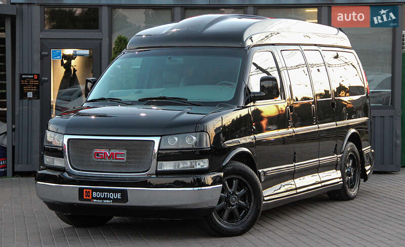 GMC Savana 2010