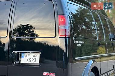 Минивэн GMC Savana 2020 в 