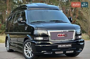 Минивэн GMC Savana 2020 в 