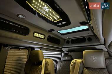Минивэн GMC Savana 2020 в 
