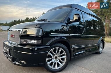 Минивэн GMC Savana 2020 в Киеве