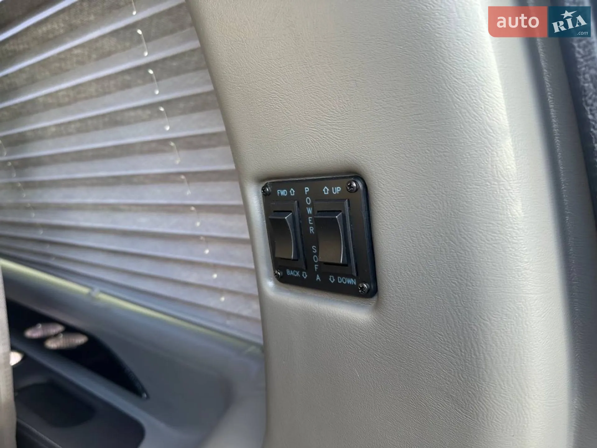 2020 GMC Savana - мініатюра 47