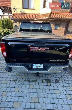 Пикап GMC Sierra 2020 в 