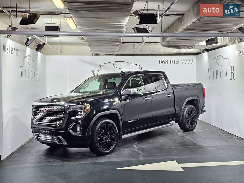 Пікап GMC Sierra 2019 в Києві