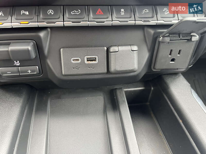 Пікап GMC Sierra 2020 в Києві
