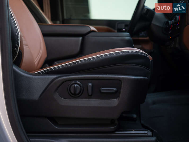 Пікап GMC Sierra 2021 в Києві