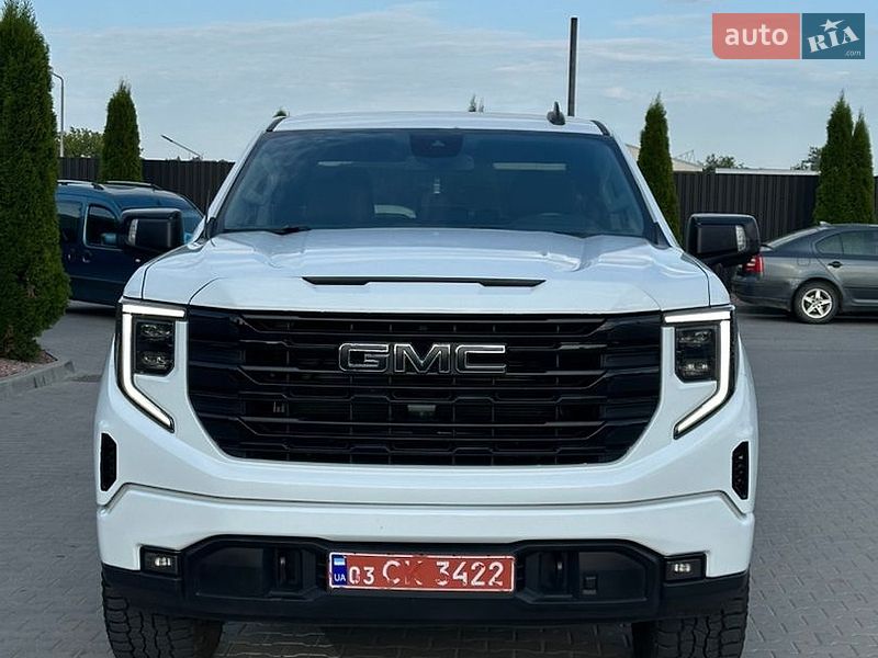 Пикап GMC Sierra 2022 в Тернополе