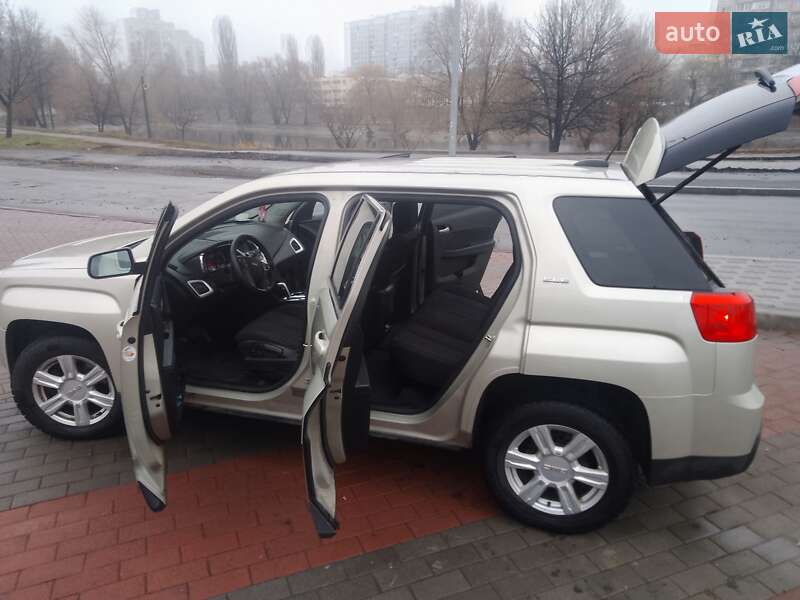 Внедорожник / Кроссовер GMC Terrain 2014 в Киеве