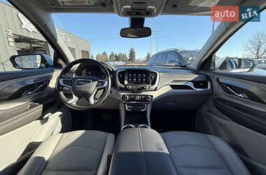 Внедорожник / Кроссовер GMC Terrain 2022 в 