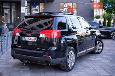 Внедорожник / Кроссовер GMC Terrain 2011 в 