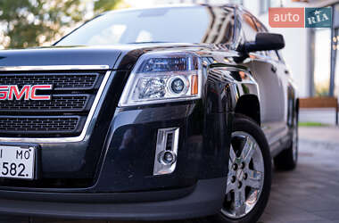 Внедорожник / Кроссовер GMC Terrain 2011 в 