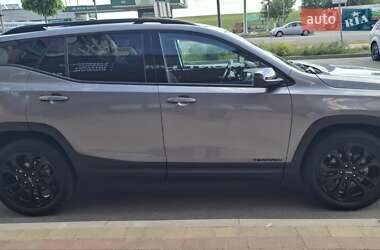 Внедорожник / Кроссовер GMC Terrain 2020 в 