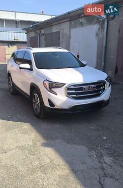 Внедорожник / Кроссовер GMC Terrain 2019 в 