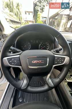 Внедорожник / Кроссовер GMC Terrain 2017 в 